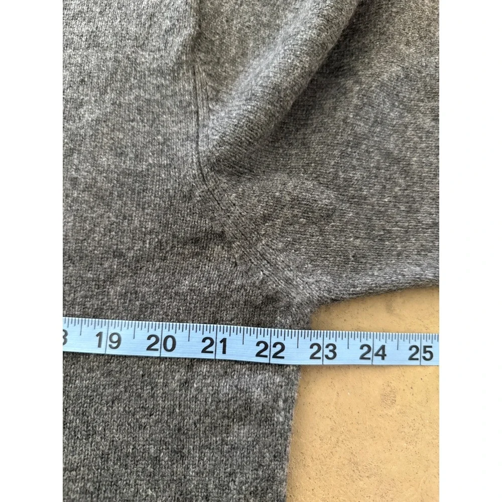 Merona Mens 100% Cashmere V-Neck Sweater Charcoal Grey Size Medium Soft Knit
